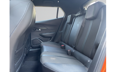 Peugeot 2008 GT 1.2 PureTech 130 EAT8 EURO6 - автомобили, коли, обяви за нови и употребявани 12