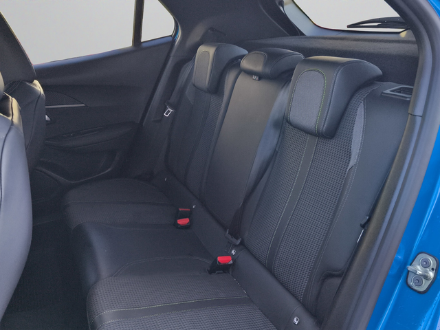 Peugeot 2008 GT 1.2 PureTech 155 EAT8 EURO6 - автомобили, коли, обяви за нови и употребявани 3