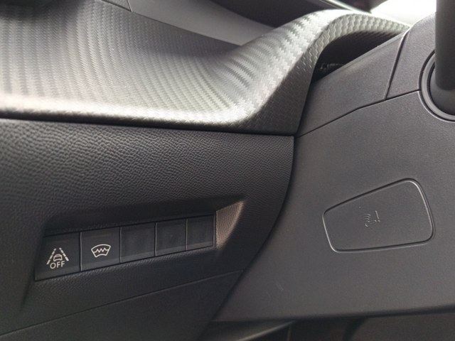 Peugeot 2008 GT - автомобили, коли, обяви за нови и употребявани 8