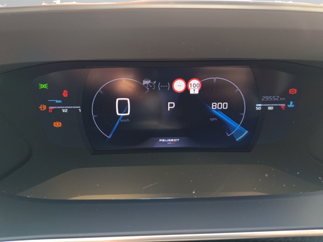 Peugeot 2008 GT - автомобили, коли, обяви за нови и употребявани 8