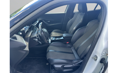 Peugeot 2008 GT - автомобили, коли, обяви за нови и употребявани 9
