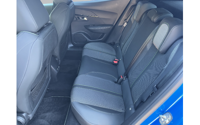 Peugeot 2008 GT - автомобили, коли, обяви за нови и употребявани 9