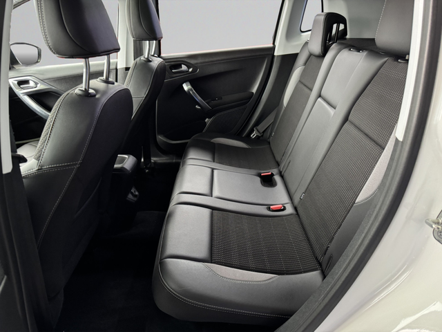 Peugeot 2008 NEW ALLURE 1.2 e-THP 110 EAT6 STT EURO 6.2 - автомобили, коли, обяви за нови и употребявани 7