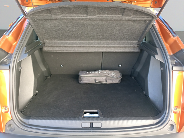 Peugeot 2008 New Line Up ALLURE 1.2 PureTech 130 EAT8 EURO6 - автомобили, коли, обяви за нови и употребявани 8