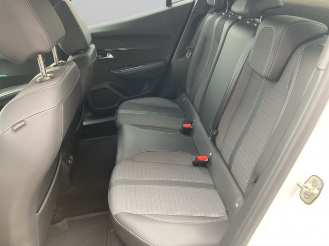 Peugeot 2008 New Line Up ALLURE PACK 1,5 BlueHDi 130 EAT8 EURO6 - автомобили, коли, обяви за нови и употребявани 10