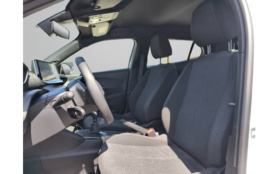 peugeot-2008-style-1-2-puretech-100-bvm6-euro-6-4 - 5