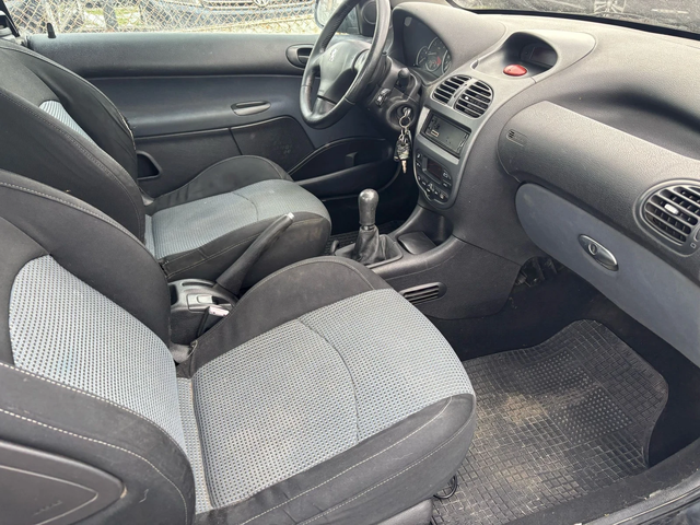 Peugeot 206 CC 1, 600HDI EURO4 - автомобили, коли, обяви за нови и употребявани 5
