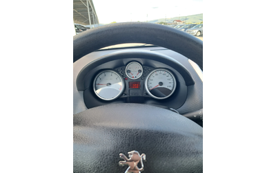 Peugeot 206 206+ - автомобили, коли, обяви за нови и употребявани 10