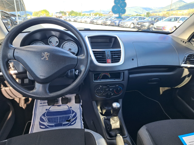 Peugeot 206 206+ - автомобили, коли, обяви за нови и употребявани 12