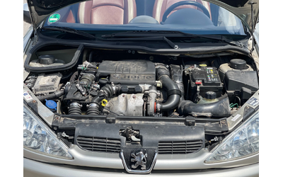 Peugeot 206 cc 1.6HDi Roland Garros Edition - автомобили, коли, обяви за нови и употребявани 16