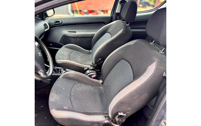 Peugeot 206 - автомобили, коли, обяви за нови и употребявани 9