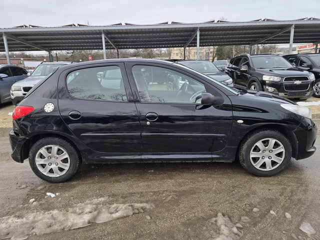 Peugeot 206 Plus Фабрична газ - автомобили, коли, обяви за нови и употребявани 7