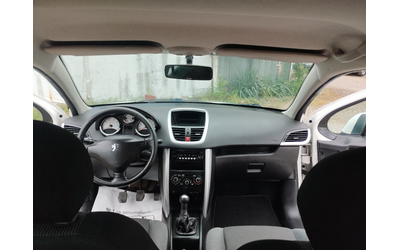 Peugeot 207 1.4i BENZIN - автомобили, коли, обяви за нови и употребявани 8