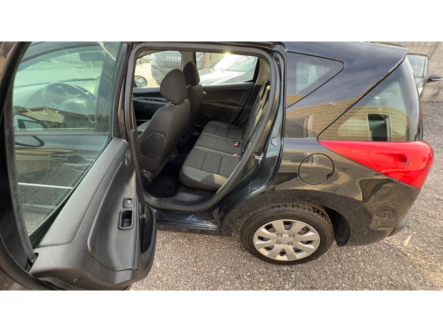 Peugeot 207 2011 Година - автомобили, коли, обяви за нови и употребявани 10