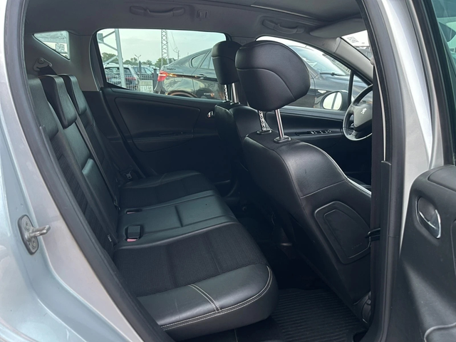 Peugeot 207 207 SW 1.6 HDI - автомобили, коли, обяви за нови и употребявани 11