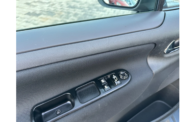 Peugeot 207 1.6HDI* ПАНОРАМА* ТОП* - автомобили, коли, обяви за нови и употребявани 10