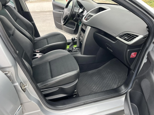 Peugeot 207 SW OUTDOOR 1.6HDI 90кс КОЖА КЛИМАТРОНИК - автомобили, коли, обяви за нови и употребявани 10