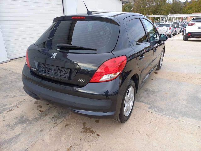 Peugeot 207 1.4i * GPL* 150000km* UNIKAT* - автомобили, коли, обяви за нови и употребявани 13