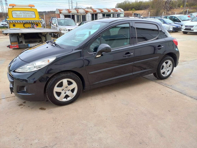 Peugeot 207 1.4i * GPL* 150000km* UNIKAT* - автомобили, коли, обяви за нови и употребявани 2