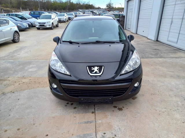 Peugeot 207 1.4i * GPL* 150000km* UNIKAT* - автомобили, коли, обяви за нови и употребявани 9