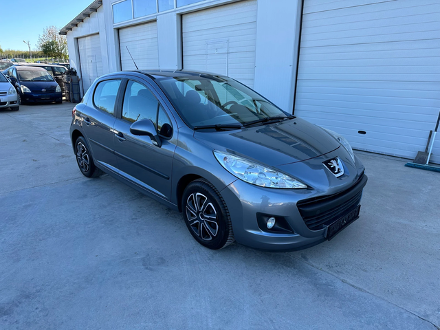 Peugeot 207 1.4hdi * Nova* UNIKAT* - автомобили, коли, обяви за нови и употребявани 11