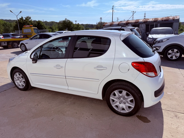 Peugeot 207 1.4i BRC* NOVA* UNIKAT* - автомобили, коли, обяви за нови и употребявани 3