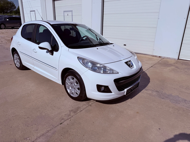 Peugeot 207 1.4i BRC* NOVA* UNIKAT* - автомобили, коли, обяви за нови и употребявани 9