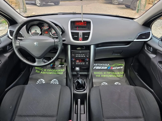 Peugeot 207 1.6HDI 90K.C. / ПАНОРАМА / КЛИМАТРОНИК / ПАРКТРОНИ - автомобили, коли, обяви за нови и употребявани 4