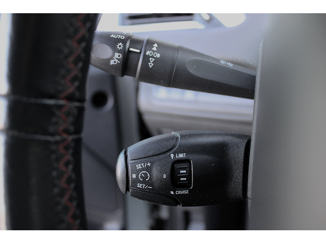 Peugeot 208 1.2i/e-THP/KAMERA/TOP - автомобили, коли, обяви за нови и употребявани 15