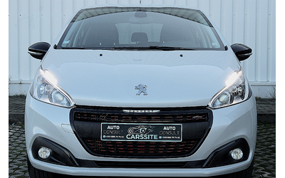 peugeot-208-1-2i-e-thp-kamera-top - 1