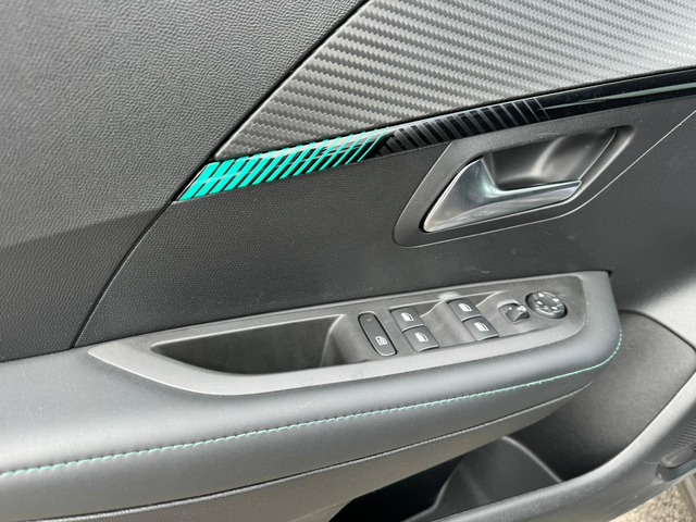 Peugeot 208 1.2T DIGITAL* DISTRONIC* СОБСТВЕН ЛИЗИНГ* БАРТЕР - автомобили, коли, обяви за нови и употребявани 17