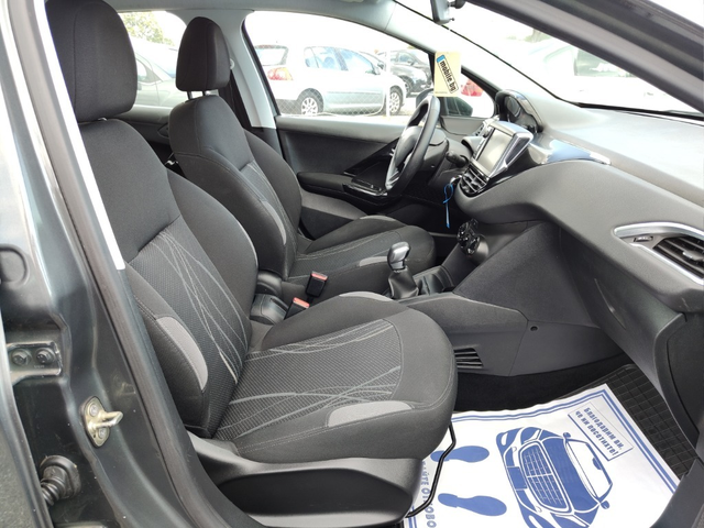 Peugeot 208 1.4 HDI - автомобили, коли, обяви за нови и употребявани 10
