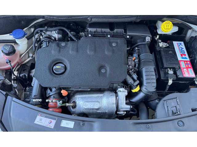 Peugeot 208 1, 5hdi 102ps, евро 6D, adblue, клима, нави, мулти - автомобили, коли, обяви за нови и употребявани 16