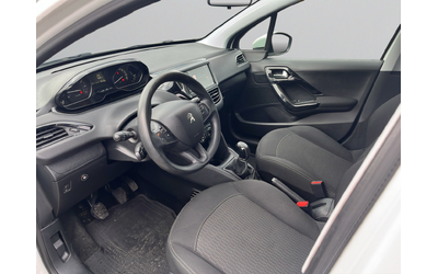 Peugeot 208 - автомобили, коли, обяви за нови и употребявани 11