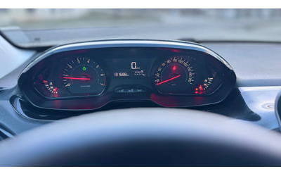 Peugeot 208 Топ - автомобили, коли, обяви за нови и употребявани 11