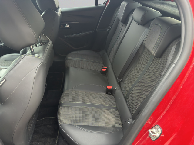 Peugeot 208 208 New Line Up GT 1.2 PureTech 100 EAT8 - автомобили, коли, обяви за нови и употребявани 2