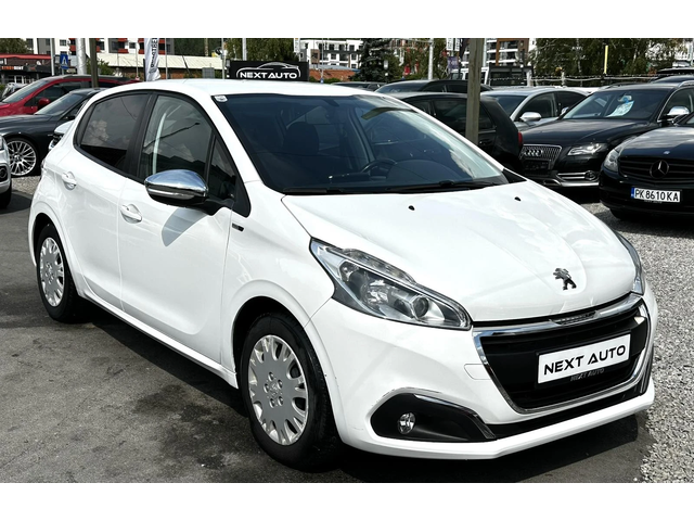 Peugeot 208 1.2I 82HP 101, 000KM EURO6 - автомобили, коли, обяви за нови и употребявани 2