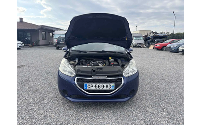 Peugeot 208 1.4, Нов внос, FRANCE. - автомобили, коли, обяви за нови и употребявани 14