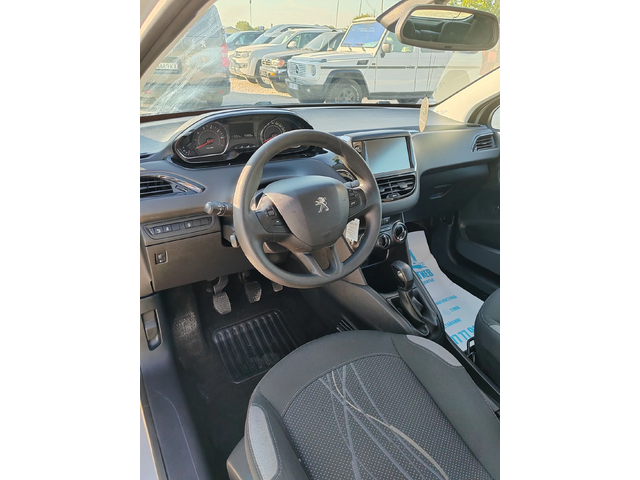 Peugeot 208 1.0, 68к.с. - автомобили, коли, обяви за нови и употребявани 10
