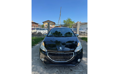 peugeot-208 - 1