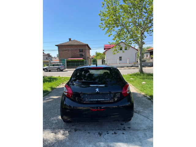 Peugeot 208 1.2 BENZIN AUSTRIA - автомобили, коли, обяви за нови и употребявани 5