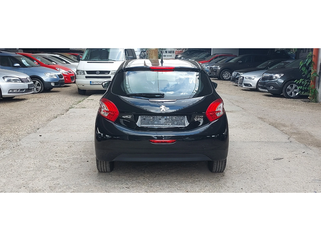 Peugeot 208 1.2 vti 115000km - автомобили, коли, обяви за нови и употребявани 3