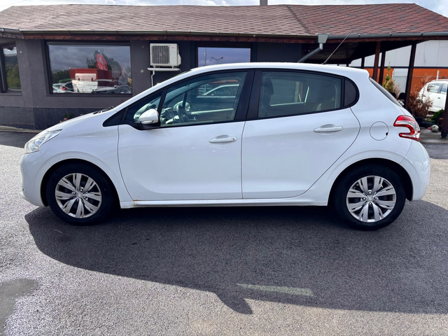 Peugeot 208 - автомобили, коли, обяви за нови и употребявани 4