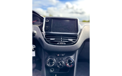 Peugeot 208 - автомобили, коли, обяви за нови и употребявани 9