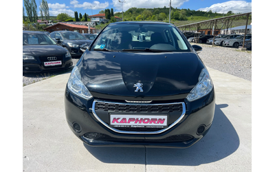 peugeot-208 - 1