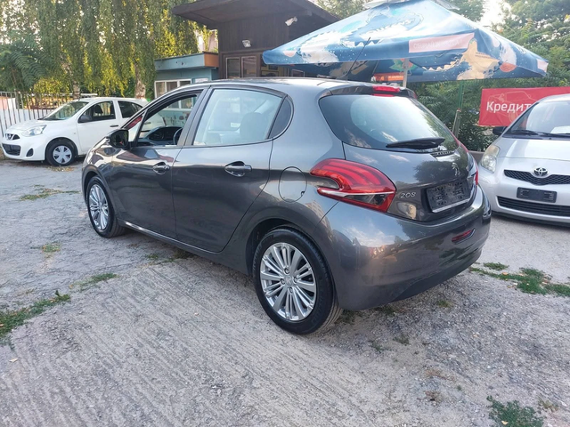 Peugeot 208 1.2i* EURO6D* 109000km. - автомобили, коли, обяви за нови и употребявани 2
