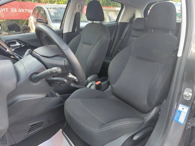 Peugeot 208 1.2i* EURO6D* 109000km. - автомобили, коли, обяви за нови и употребявани 6