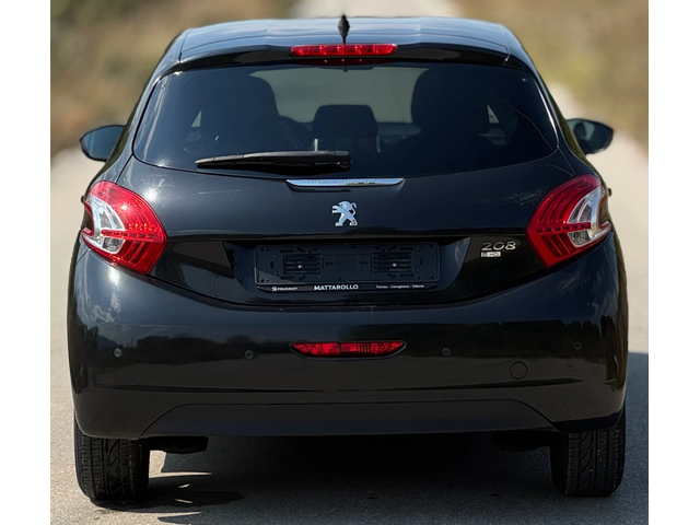 Peugeot 208 1.4HDI /70кс АВТОМАТ - автомобили, коли, обяви за нови и употребявани 4