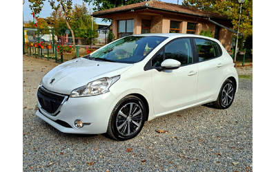 peugeot-208 - 0