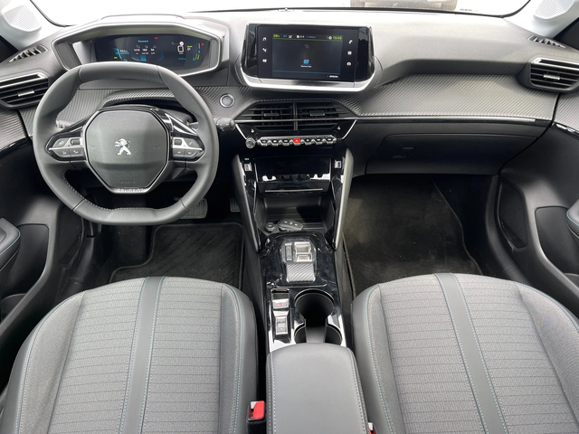 Peugeot 208 e-208 60KWh/new face - автомобили, коли, обяви за нови и употребявани 12